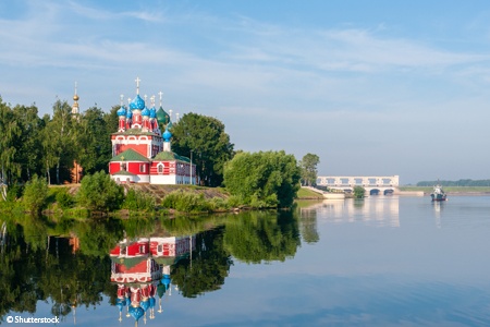 Au fil des fleuves de Russie, de Saint-Petersbourg à Moscou (formule port/port).